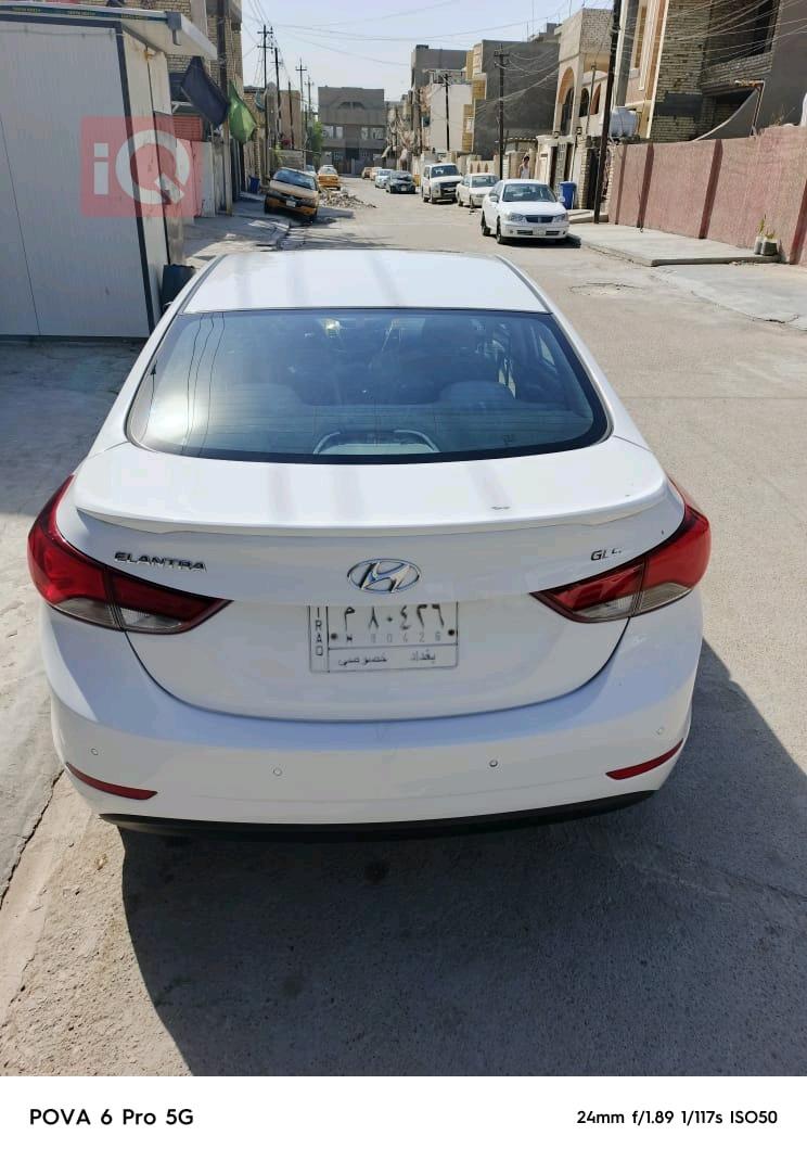 هیوندای ئەلەنترا